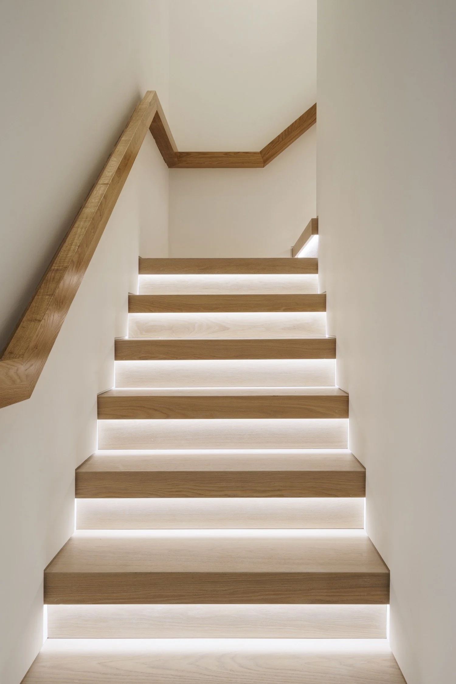 Kensington development apartment II — interior by Matthews Rea